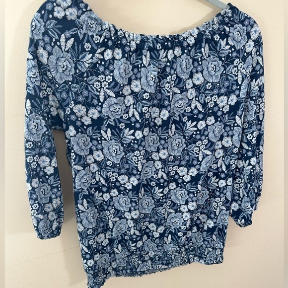 J. Jill Blue Floral Off the Shoulder Top Size Small - Picture 2 of 6